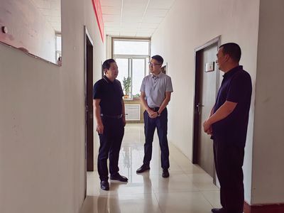 王志成深入調研駐縣企業運營管理，聚焦圖書刊物銷售產業發展